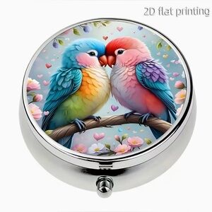 Love Bird Parrot Bird Round Pill Organizer 3-Compartment Compact Pill Case